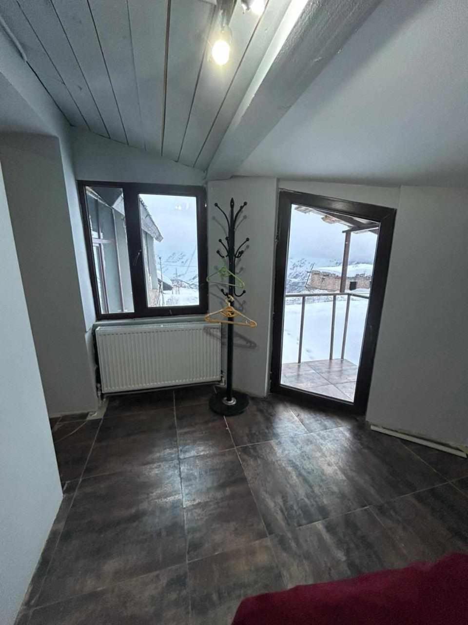 New Shino Gudauri Hotell Eksteriør bilde